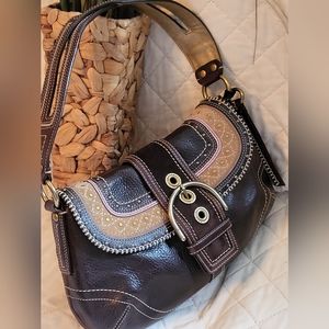 Authentic Soho leather coach handbag, high quality stitching Style# 10479 MINT